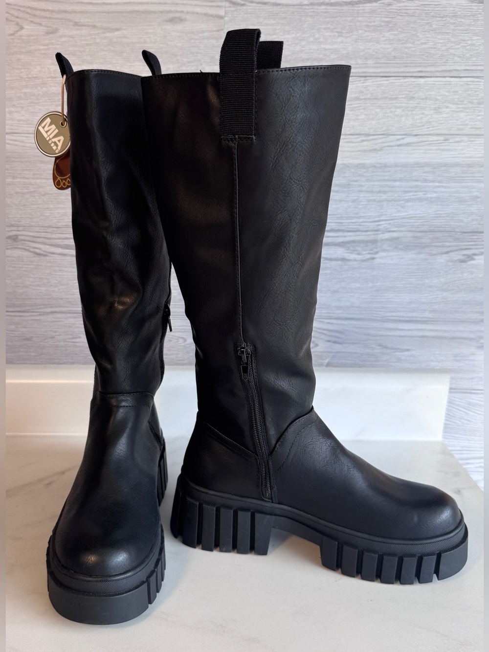 MIA Ry Black Malta Lug Sole Knee High Platform Boots NWOB size 6